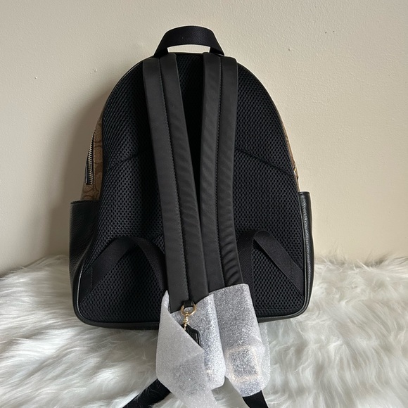 NWT Coach Court Backpack In Signature Canvas With Bee Print - Picture 2 of 9